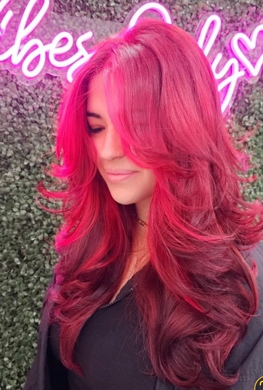 Intense red hair with waves